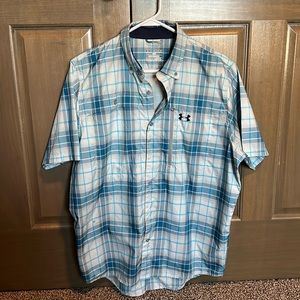 Mens under Armour short sleeve fishing shirt